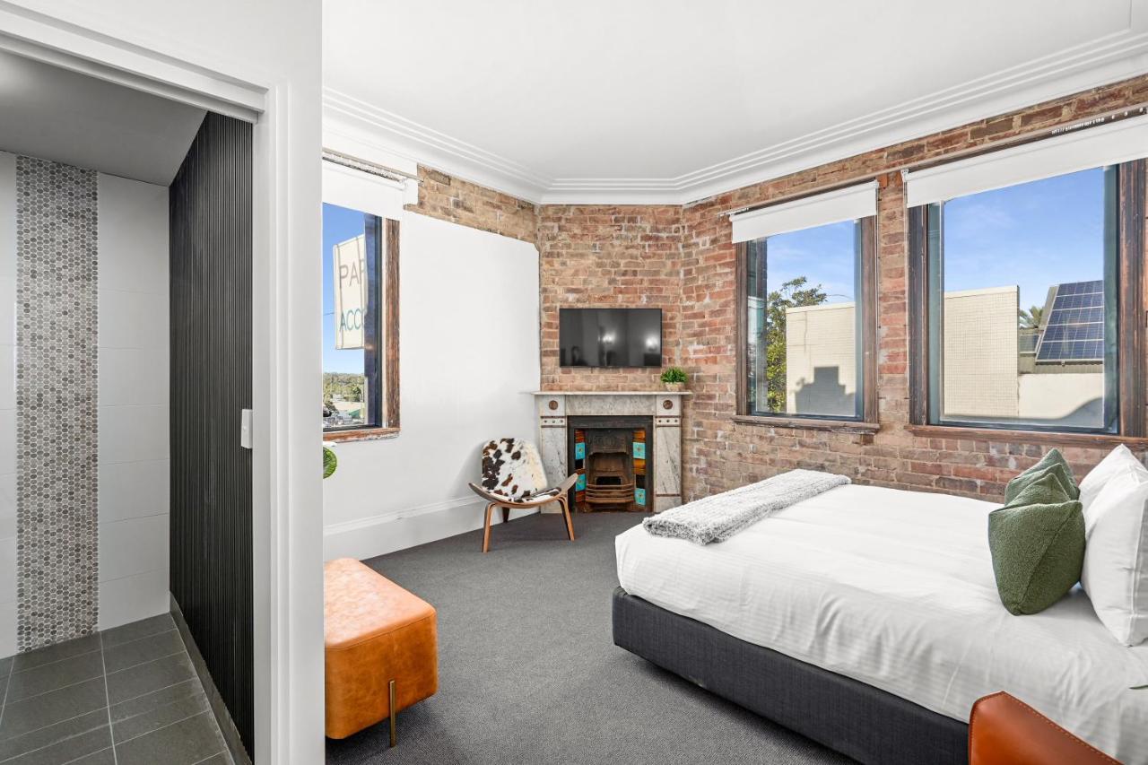 Grand Hotel And Studios Wyong Exterior photo